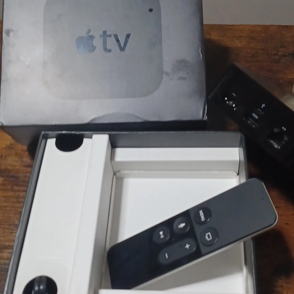 Apple Streaming Device - Picture 4 of 4